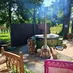 Tiny House U Jelena, Hot Tub تروتنوف