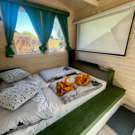 Tiny House U Jelena, Hot Tub * Trutnov
