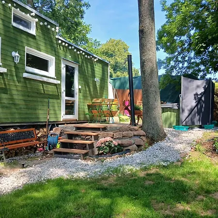 بيت للعطل Tiny House U Jelena, Hot Tub تروتنوف
