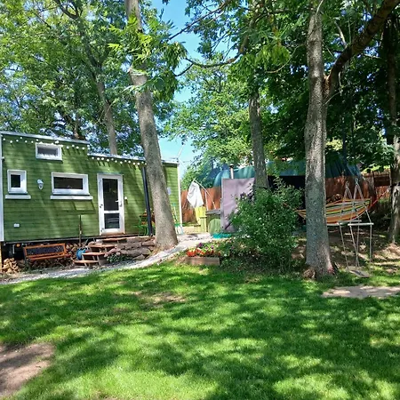 بيت للعطل Tiny House U Jelena, Hot Tub تروتنوف
